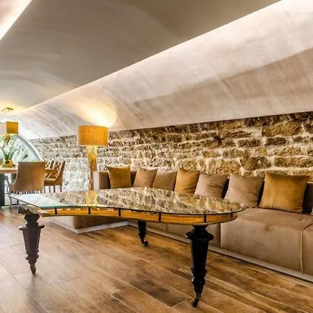 Luxury Gabriela Villa *
