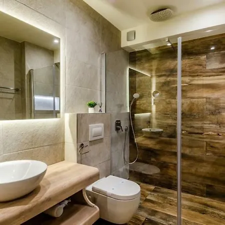 Luxury Gabriela Villa