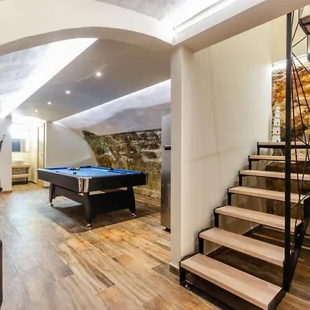 Luxury Gabriela Villa